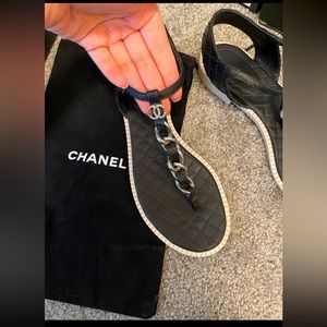 Chanel cc logo sandal (41)